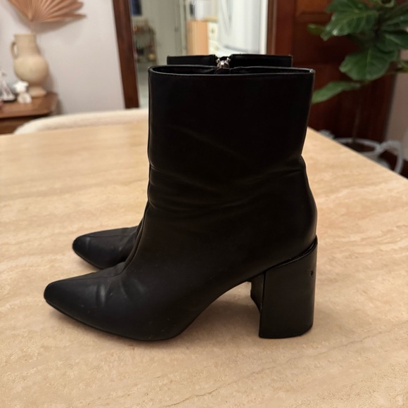 Forever 21 Black Heeled Boots with Zipper - Picture 2 of 4